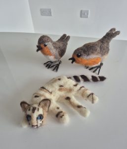 Needle felted robins, felted cat, wool felt birds and cats.